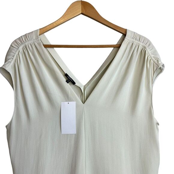 Lafayette 148 New York Top Womens Medium Ivory Silk Sleeveless Blouse V-neck NEW - Picture 2 of 8